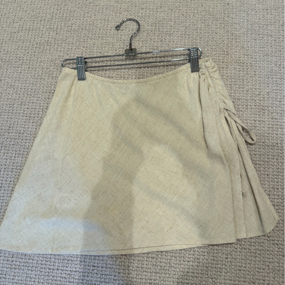 Dippin' Daisy's Beige Wrap-Style Mini Skirt